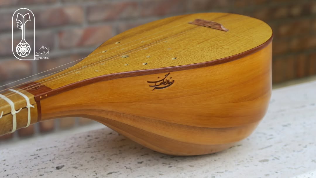 سه تار کاسه کوچک سُرخدار  ساخت فرهاد لطف الهی